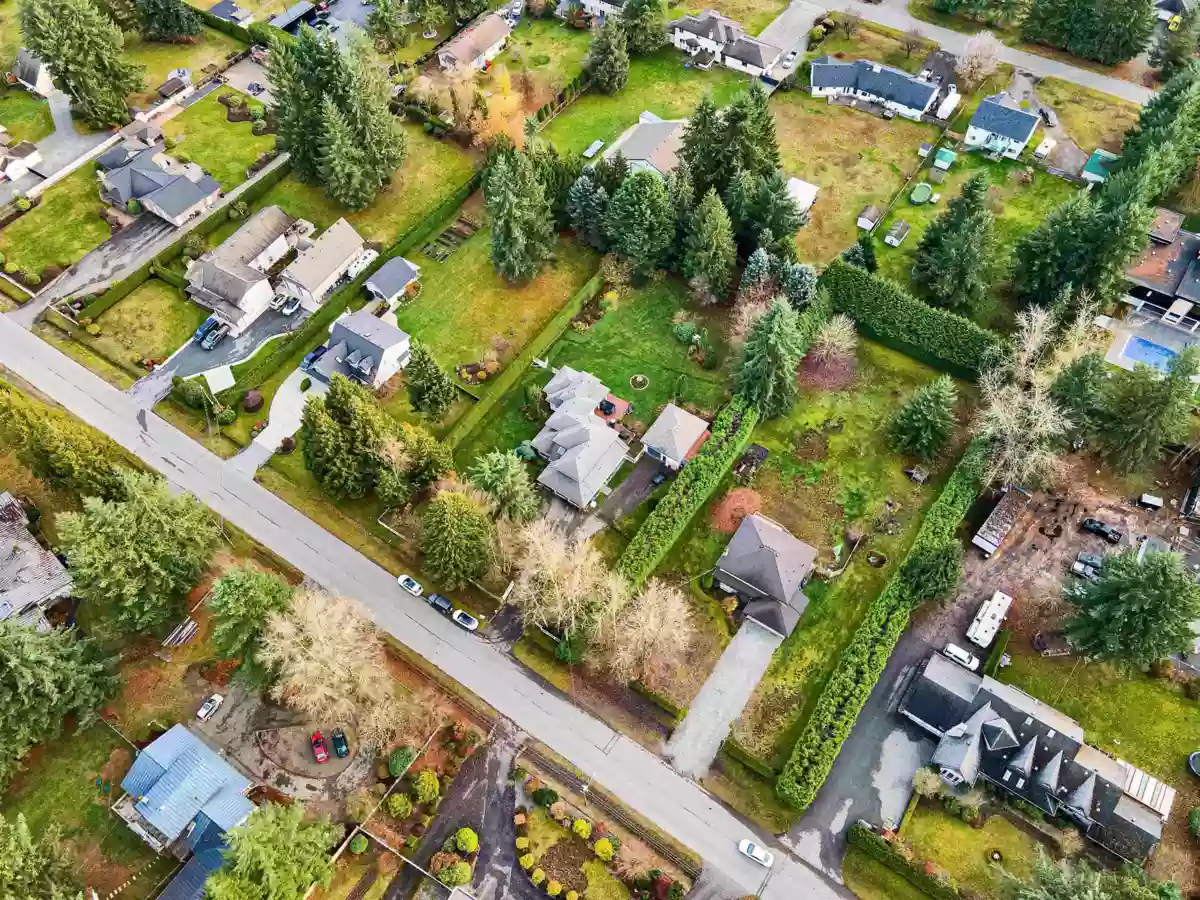 Living Room Photo of 25072 58 Avenue, Langley, BC