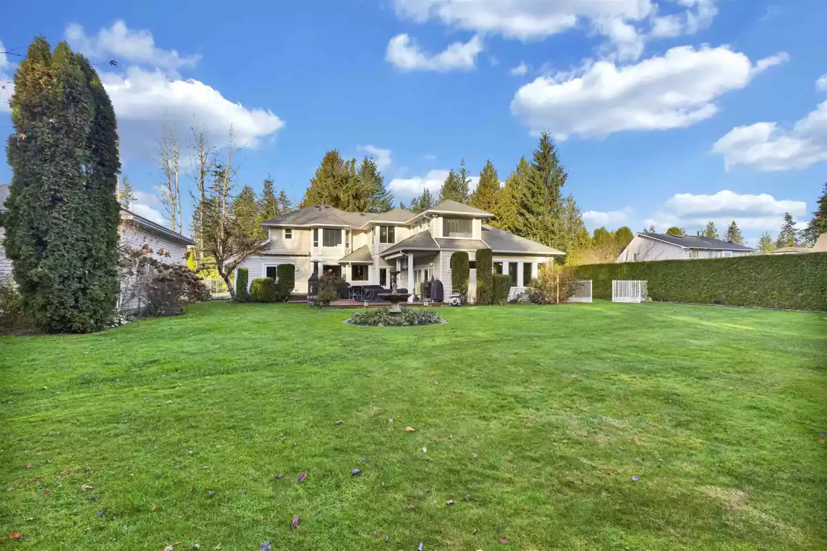 Neighborhood Park Photo Near 25072 58 Avenue, Langley, BC