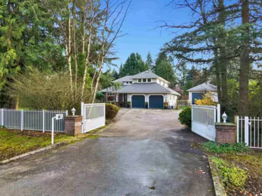 Swimming Pool Photo of 25072 58 Avenue, Langley, BC