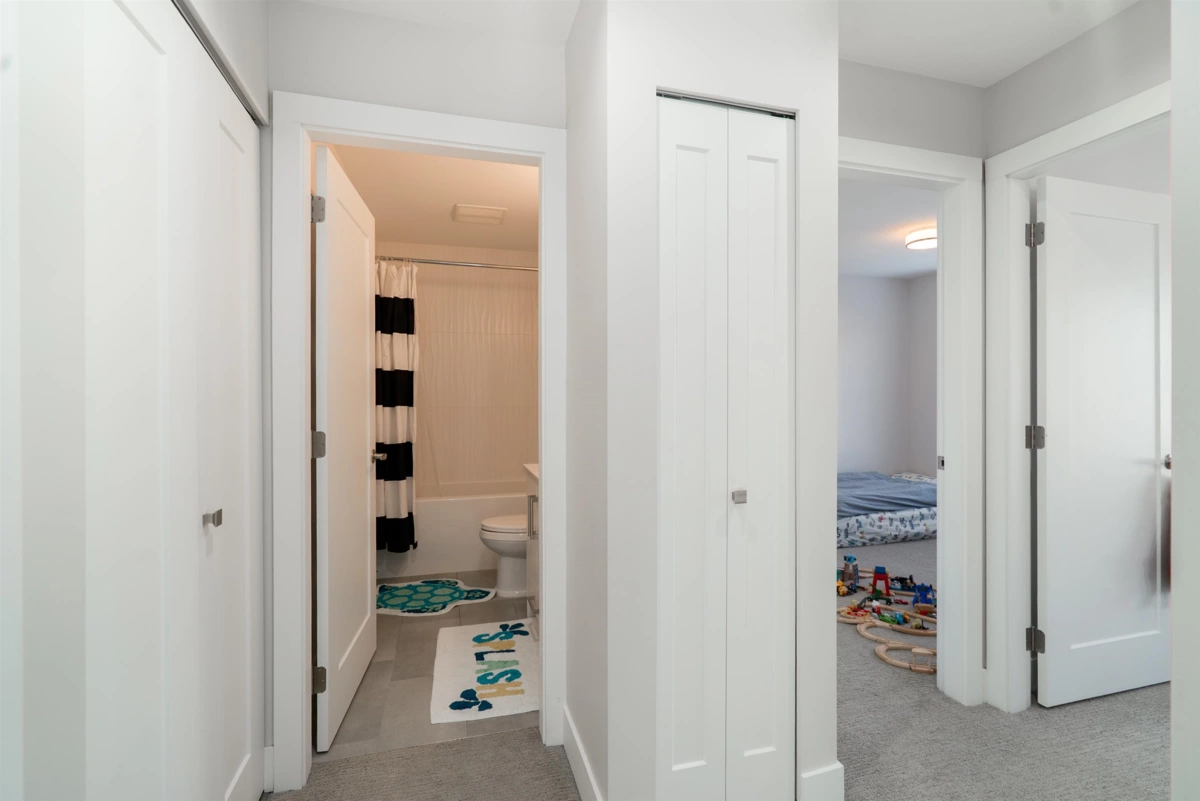 Guest Bathroom Photo of 57 14541 Winter Crescent, Surrey, BC