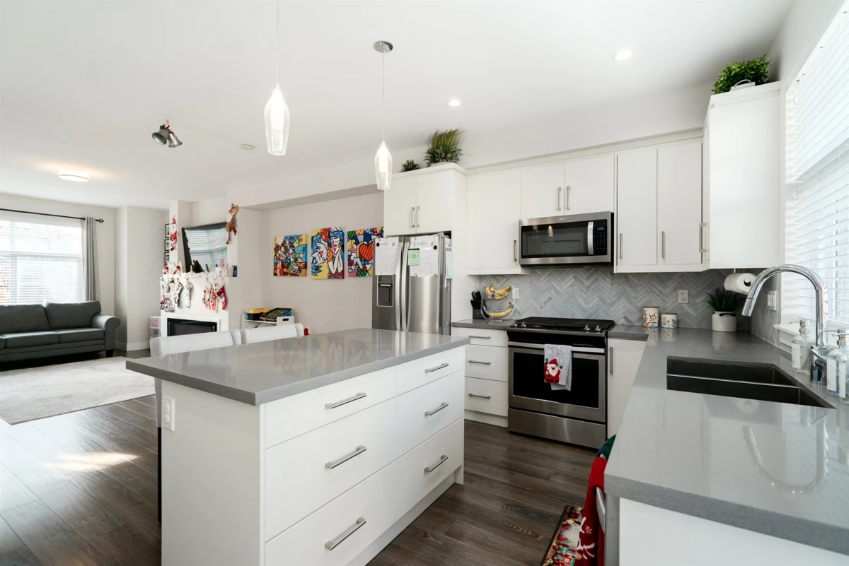 Kitchen Photo of 57 14541 Winter Crescent, Surrey, BC