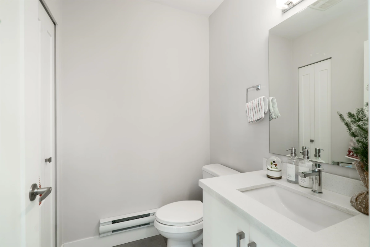 Walk-In Closet Photo of 57 14541 Winter Crescent, Surrey, BC