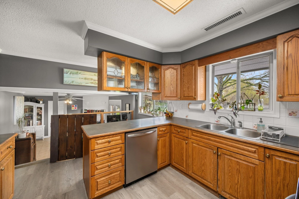 Breakfast Nook Photo of 4532 272 Street, Langley, BC