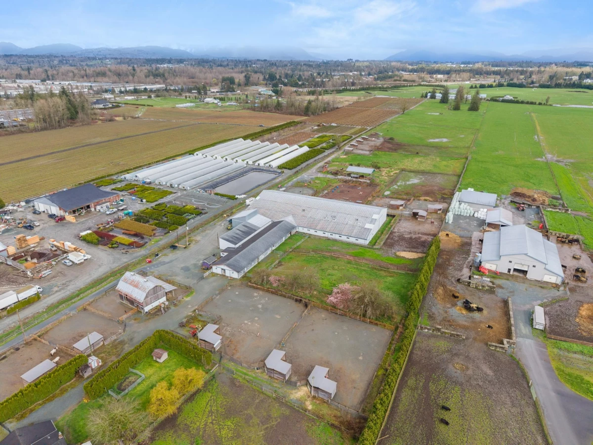 Community Amenities Photo (Clubhouse) of 4532 272 Street, Langley, BC