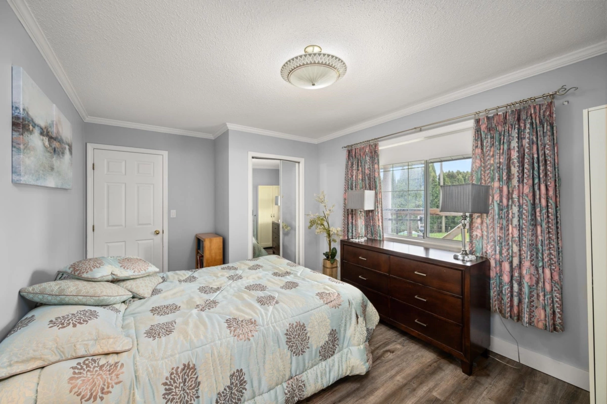 Walk-In Closet Photo of 4532 272 Street, Langley, BC