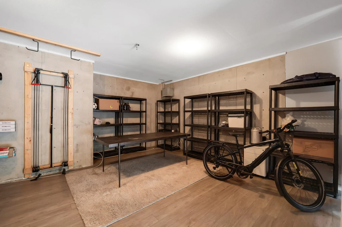 Laundry Room Photo of 38375 Eaglewind Boulevard, Squamish, BC
