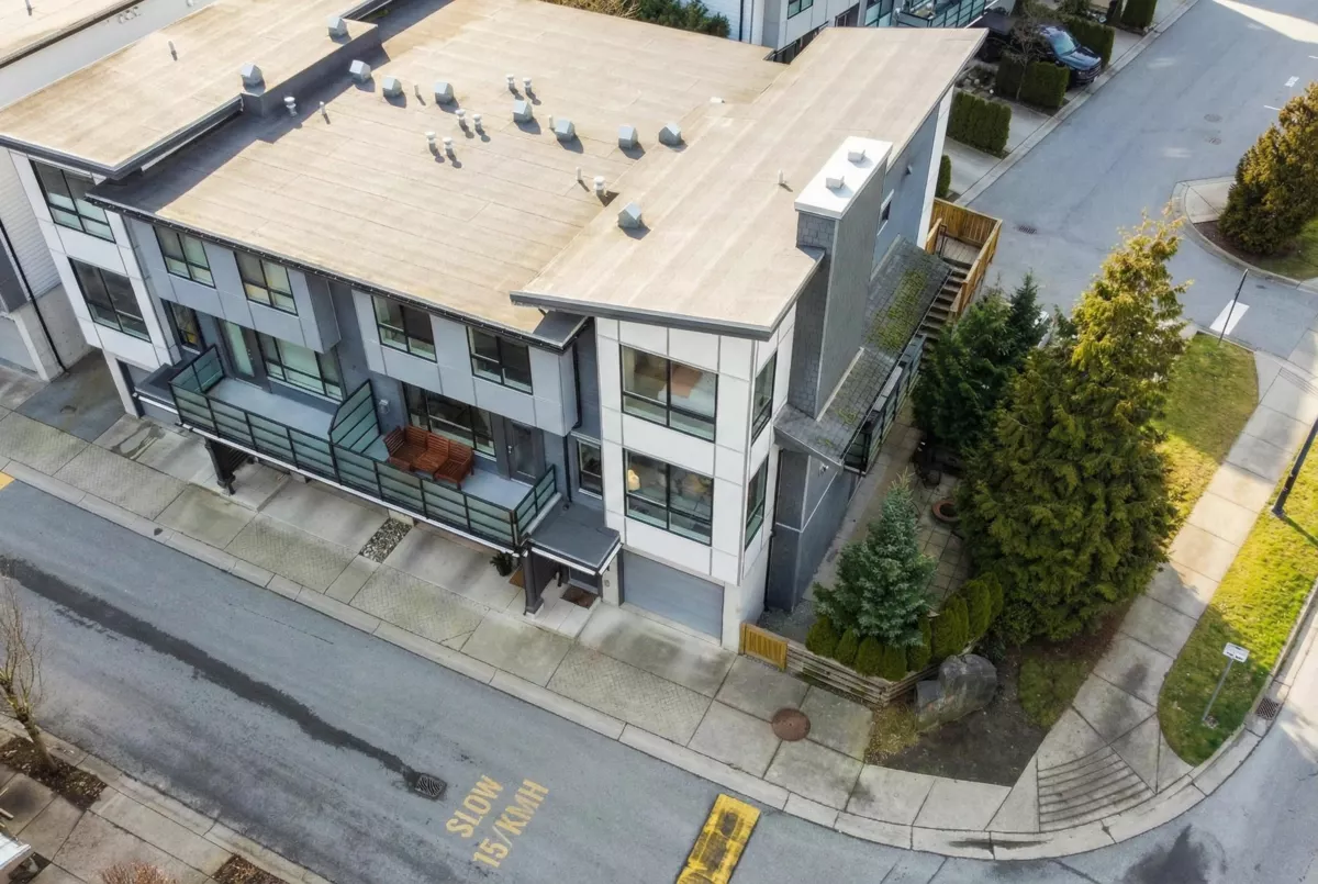 Mudroom Photo of 38375 Eaglewind Boulevard, Squamish, BC