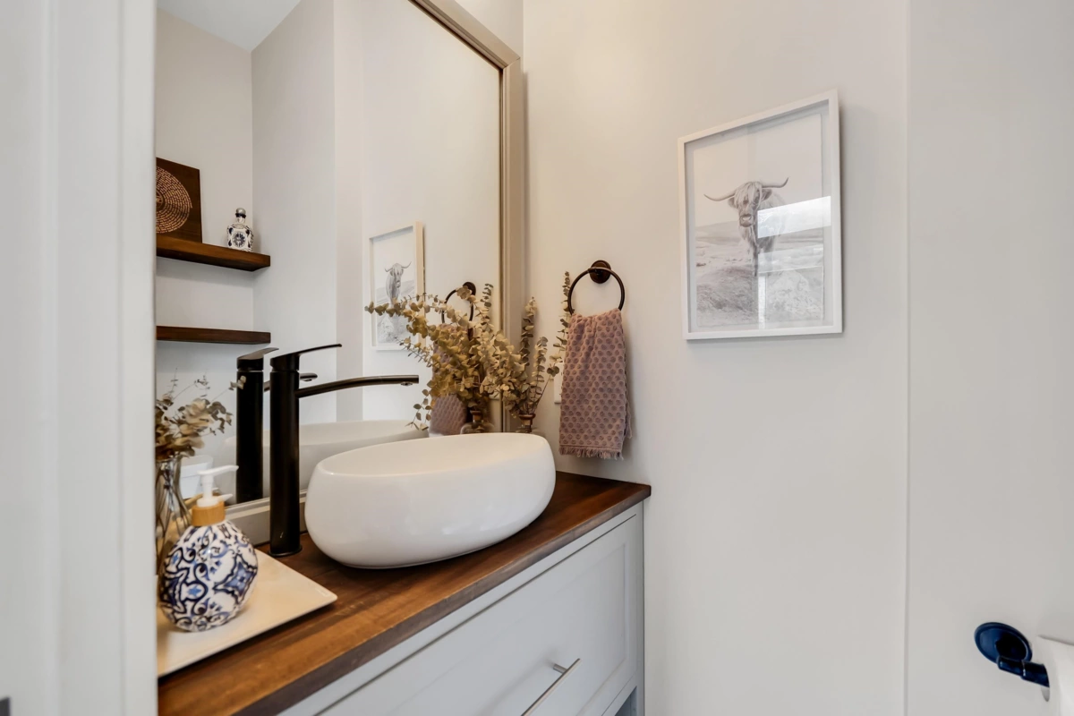 Primary Bedroom Photo of 38375 Eaglewind Boulevard, Squamish, BC