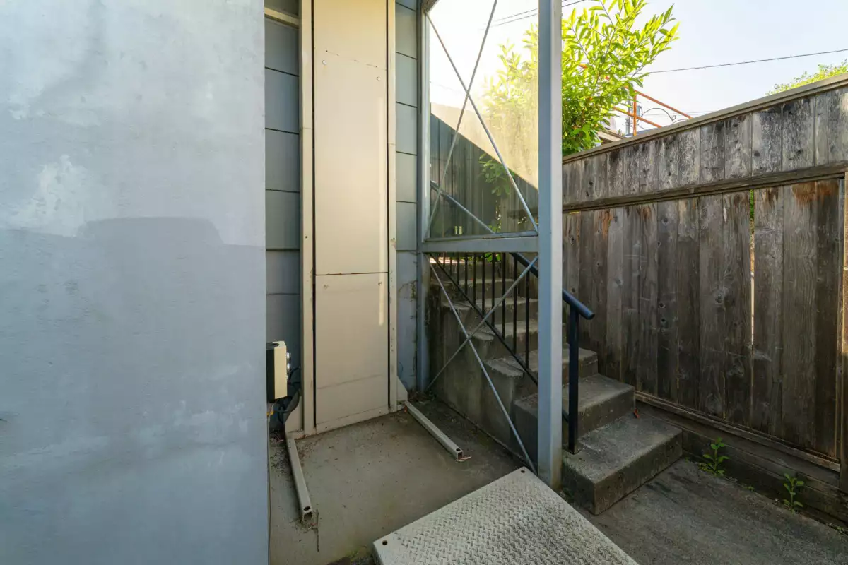 Basement Recreation Room Photo of 4371 Puget Drive, Vancouver, BC