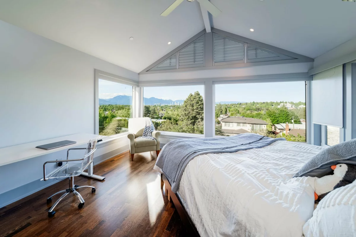 Entry Foyer Photo of 4371 Puget Drive, Vancouver, BC