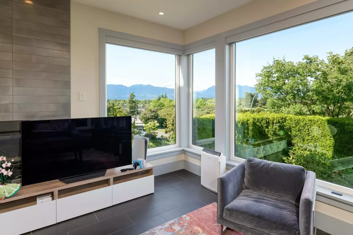 Living Room Photo of 4371 Puget Drive, Vancouver, BC