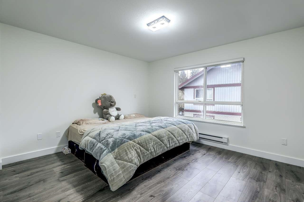 Hallway Photo of 30 12730 66 Avenue, Surrey, BC