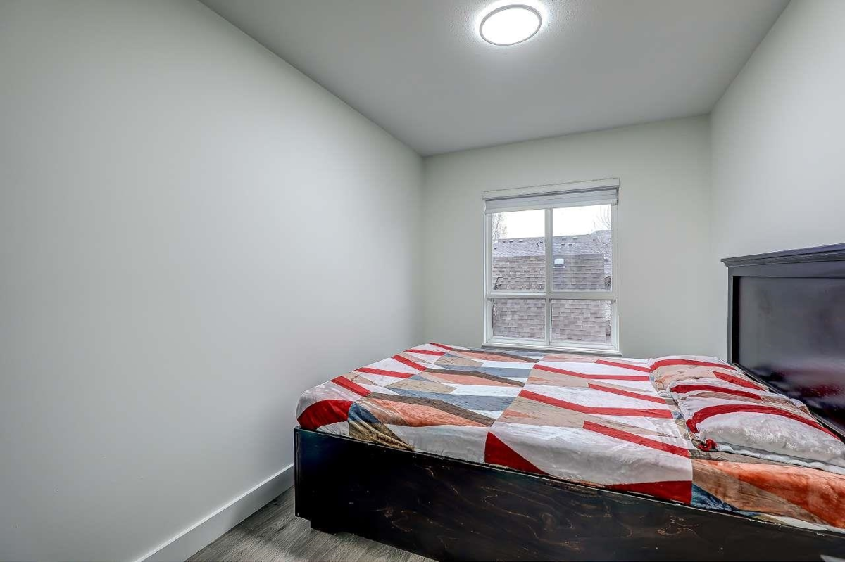 Laundry Room Photo of 30 12730 66 Avenue, Surrey, BC