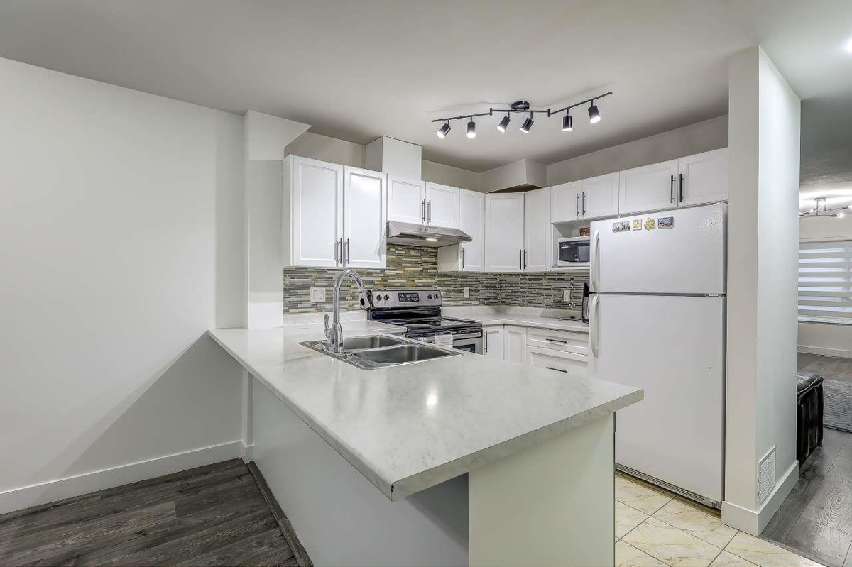 Walk-In Closet Photo of 30 12730 66 Avenue, Surrey, BC