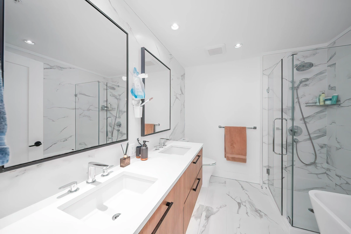 Hallway Photo of 208 6933 Cambie Street, Vancouver, BC