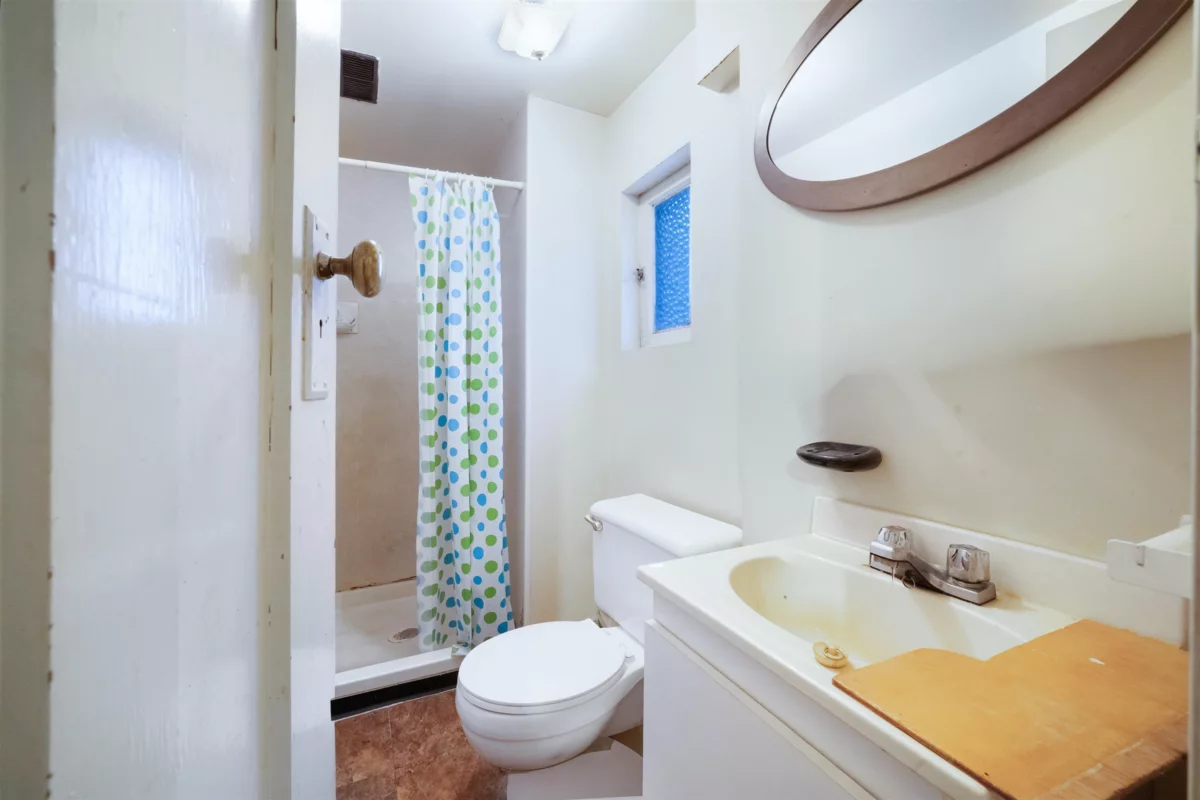 Kitchen Island Photo of 2616 Venables Street, Vancouver, BC