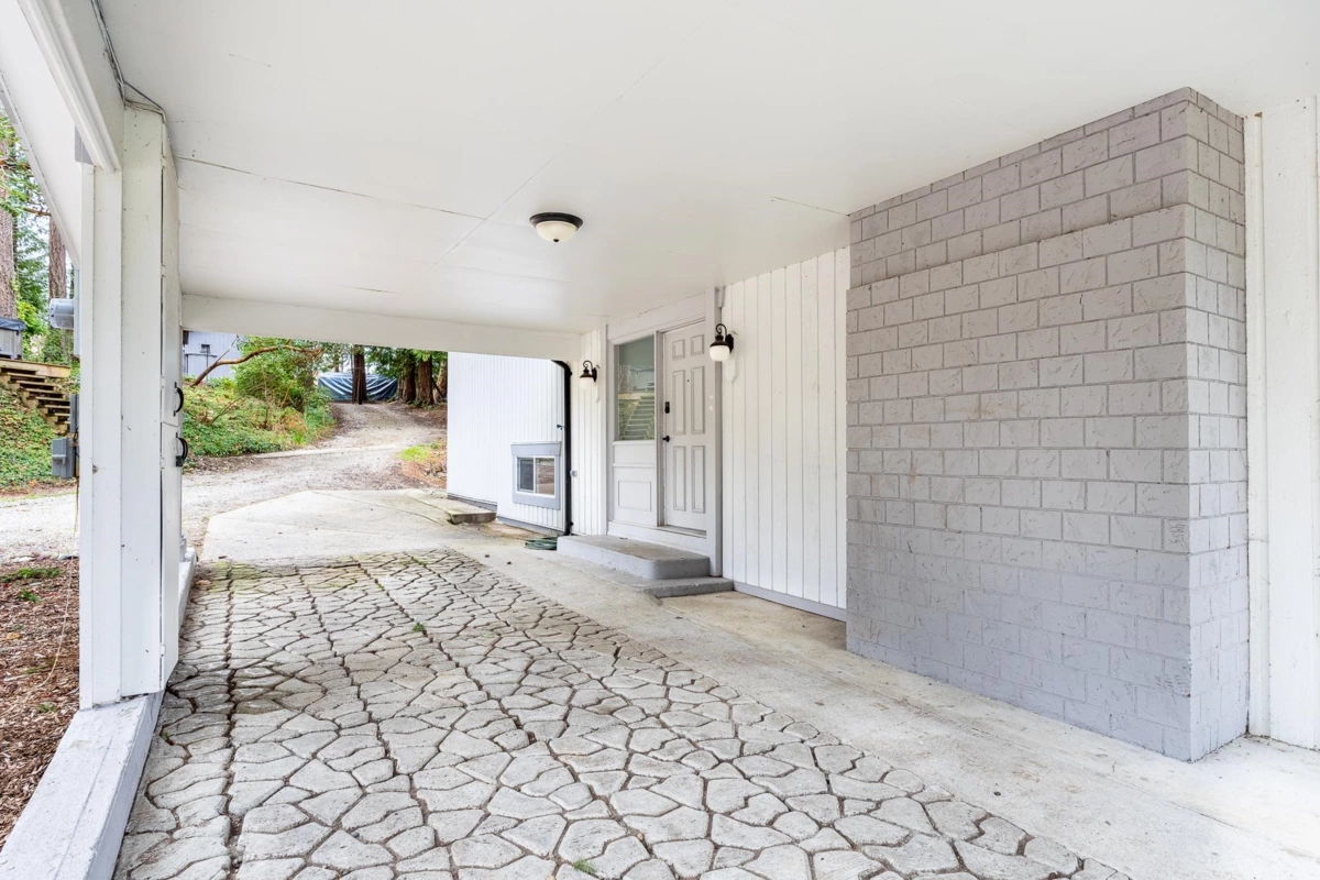 Loft / Bonus Room Photo of 5080 Sunshine Coast Highway, Sechelt, BC