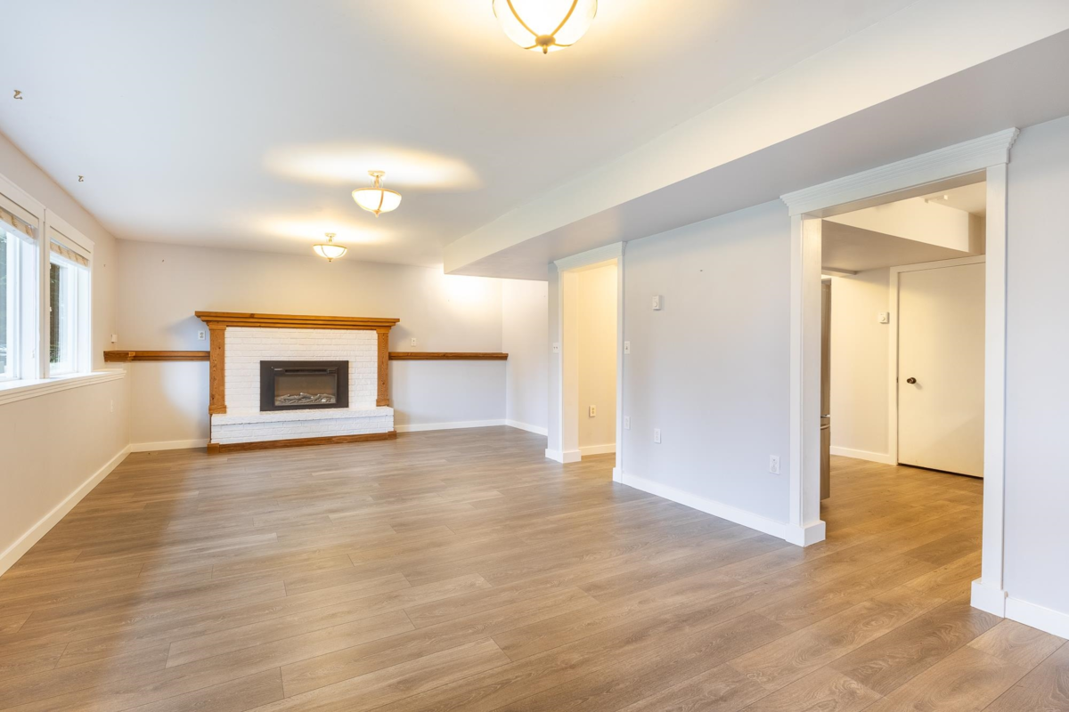 Primary Bathroom Photo of 5080 Sunshine Coast Highway, Sechelt, BC