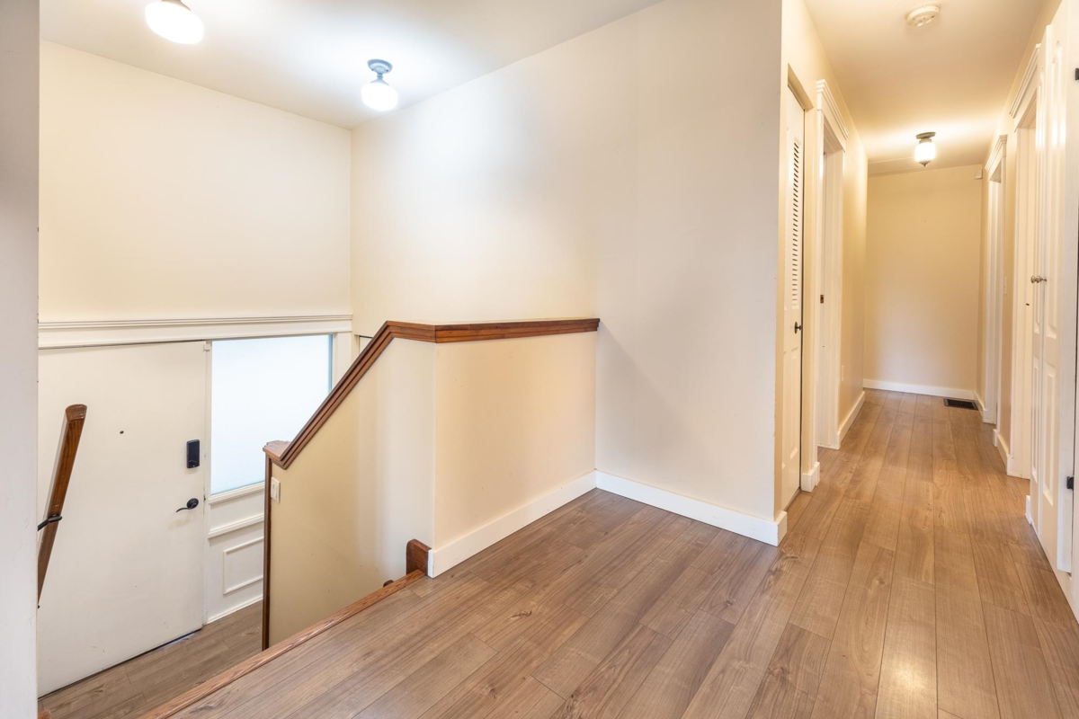 Primary Bedroom Photo of 5080 Sunshine Coast Highway, Sechelt, BC