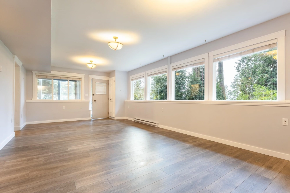 Walk-In Closet Photo of 5080 Sunshine Coast Highway, Sechelt, BC