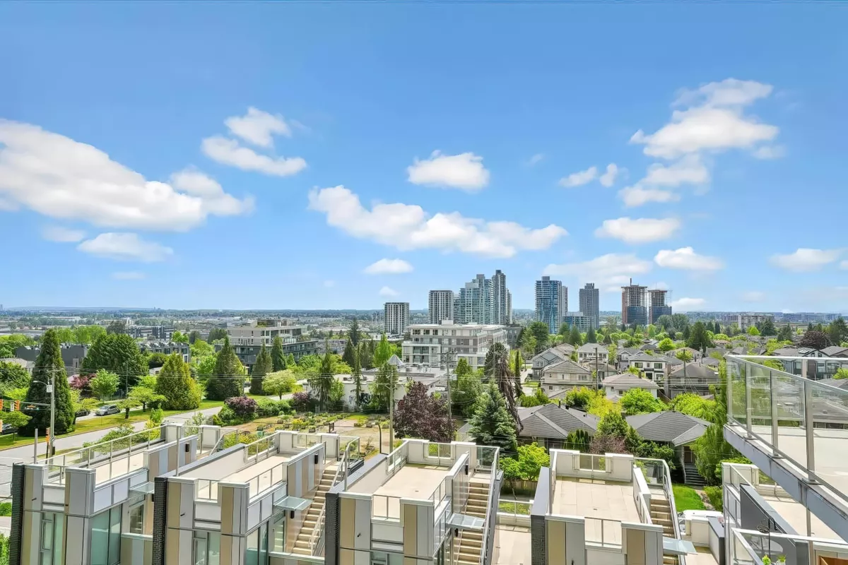 Outdoor Kitchen Photo of 1503 7418 Paulson Street, Vancouver, BC