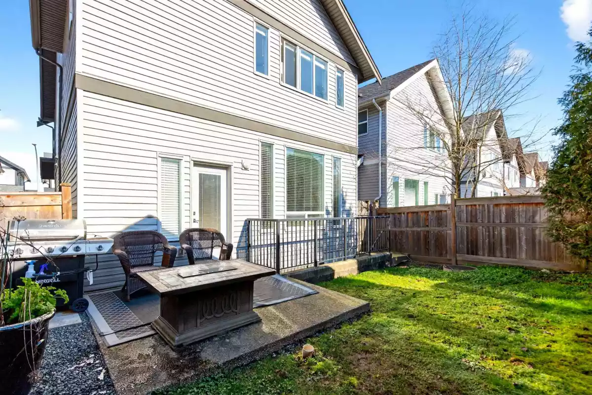 Garage Interior Photo of 20354 82a Avenue, Langley, BC