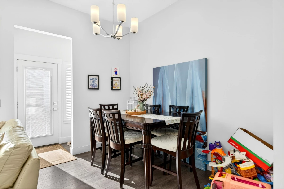 Pantry Photo of 20354 82a Avenue, Langley, BC