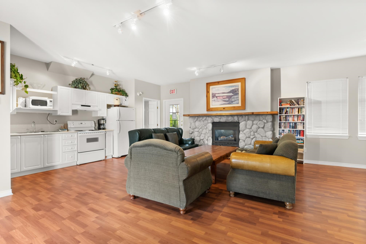 Fitness Center Photo Near 20 15037 58th Avenue, Surrey, BC