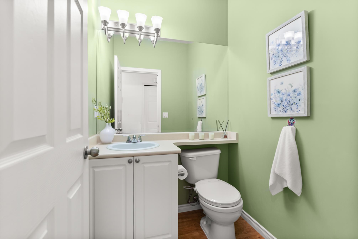 Powder Room Photo of 20 15037 58th Avenue, Surrey, BC