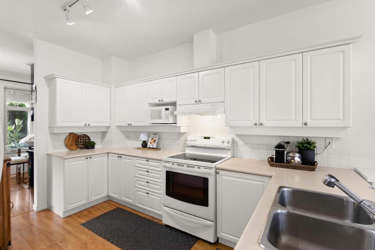 Primary Bedroom Photo of 20 15037 58th Avenue, Surrey, BC