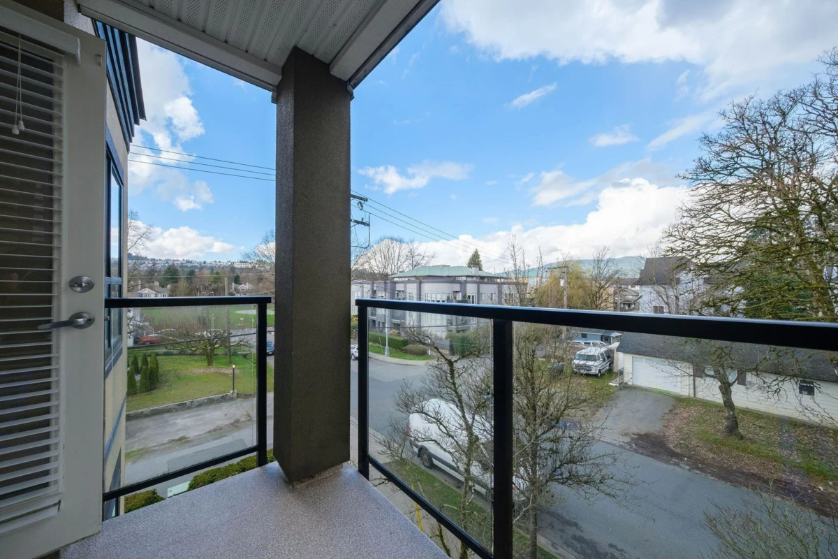 Laundry Room Photo of 306 2191 Shaughnessy Street, Port Coquitlam, BC