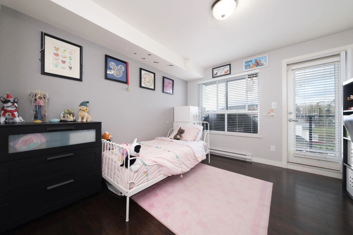 Powder Room Photo of 306 2191 Shaughnessy Street, Port Coquitlam, BC