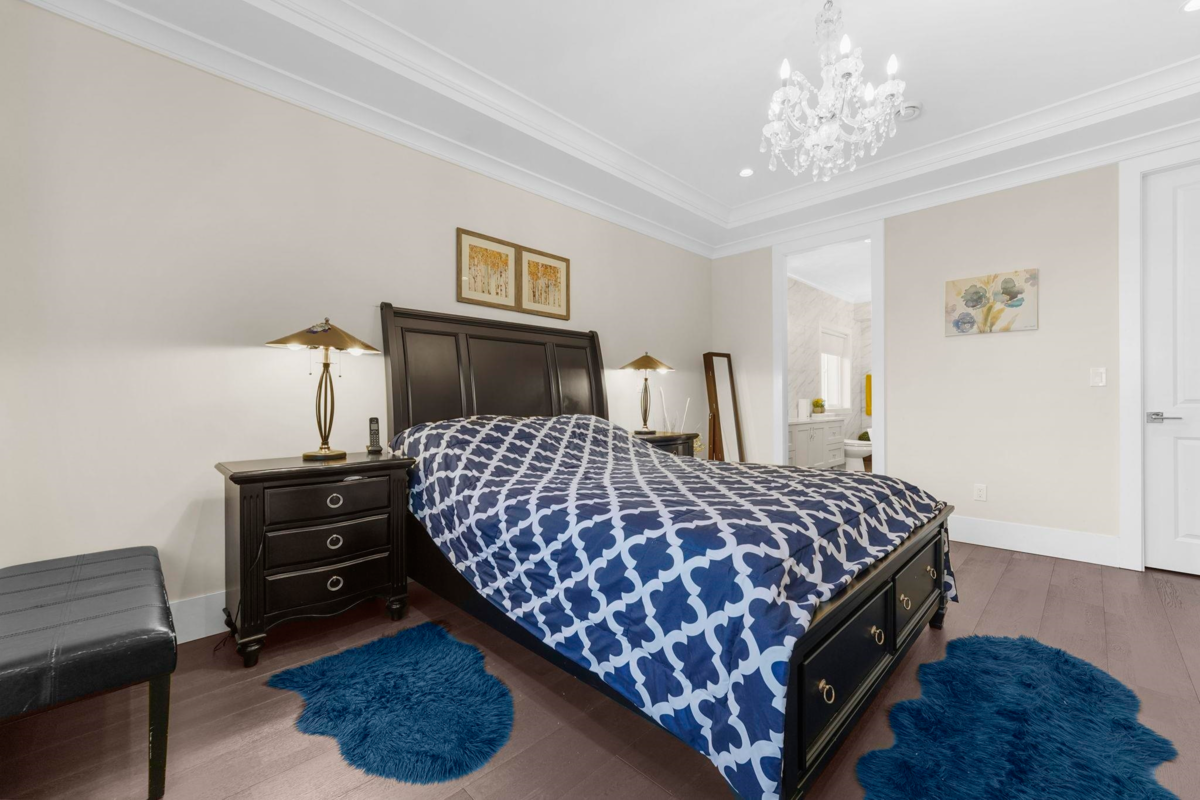 Laundry Room Photo of 4351 Woodhead Road, Richmond, BC