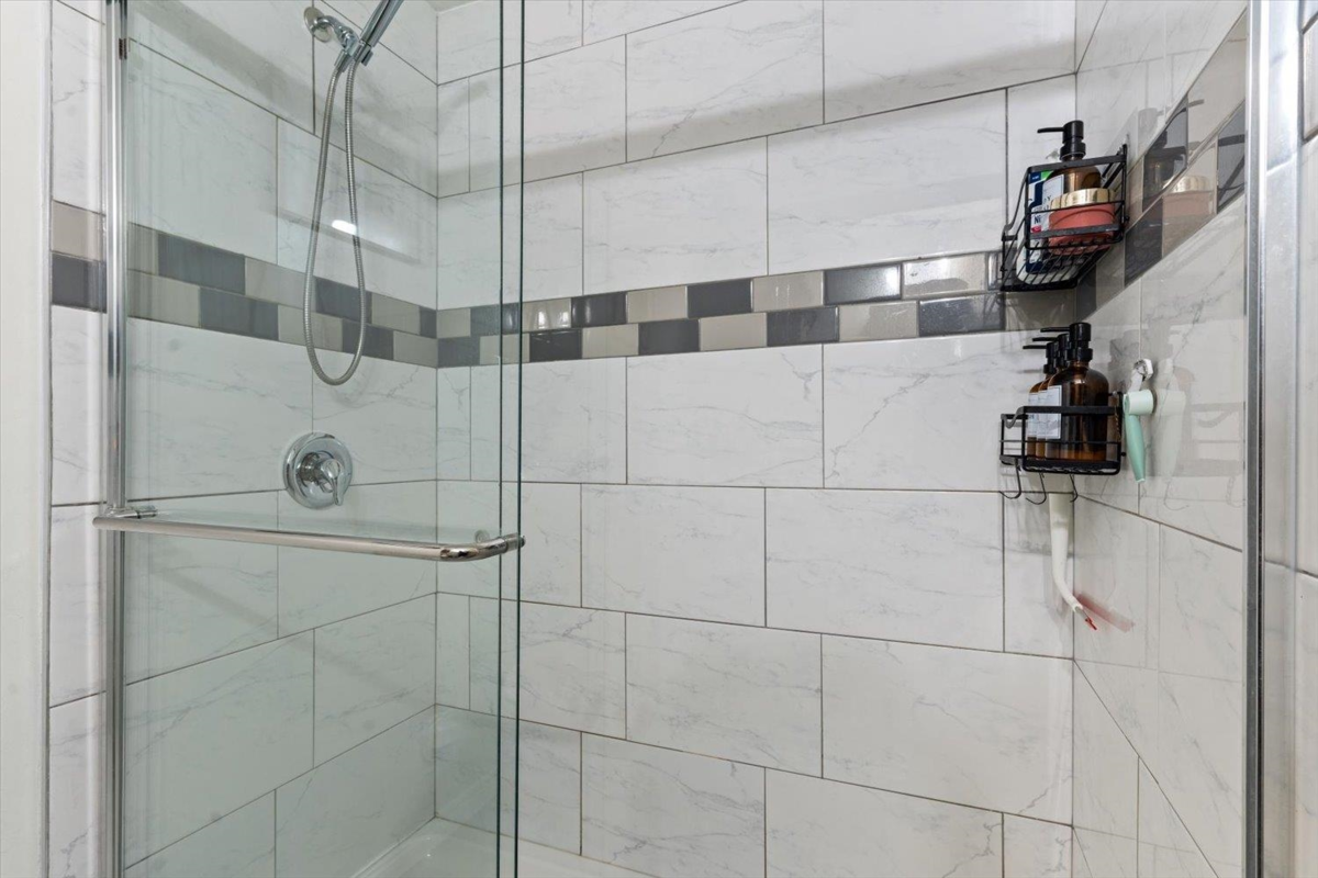 Basement Recreation Room Photo of 101 45900 Lewis Avenue, Chilliwack, BC