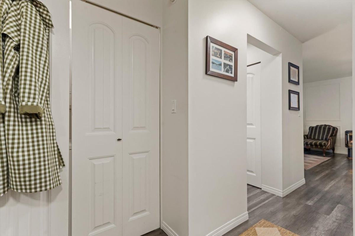 Office / Den Photo of 101 45900 Lewis Avenue, Chilliwack, BC