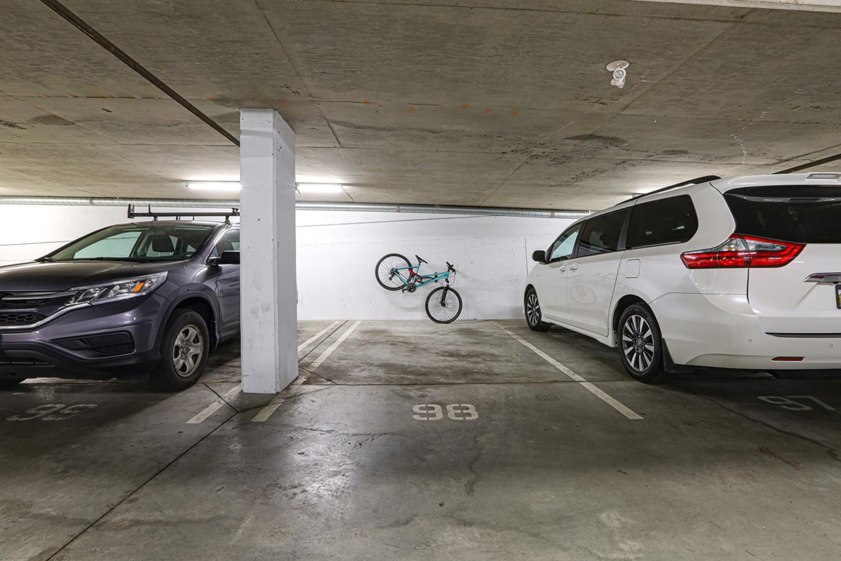 Basement Recreation Room Photo of 208 55 Eighth Avenue, New Westminster, BC