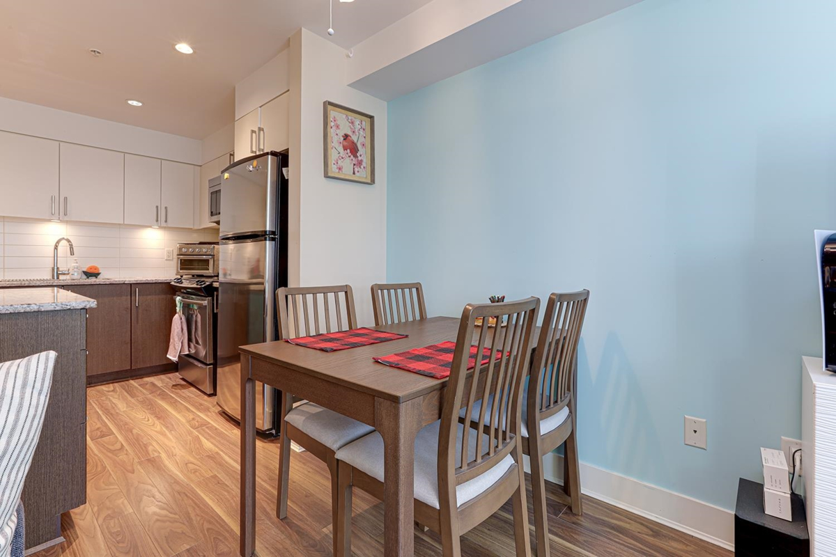 Dining Area Photo of 208 55 Eighth Avenue, New Westminster, BC