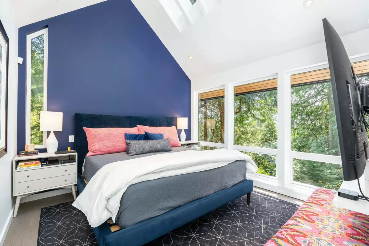 Breakfast Nook Photo of 1197 Tall Tree Lane, North Vancouver, BC