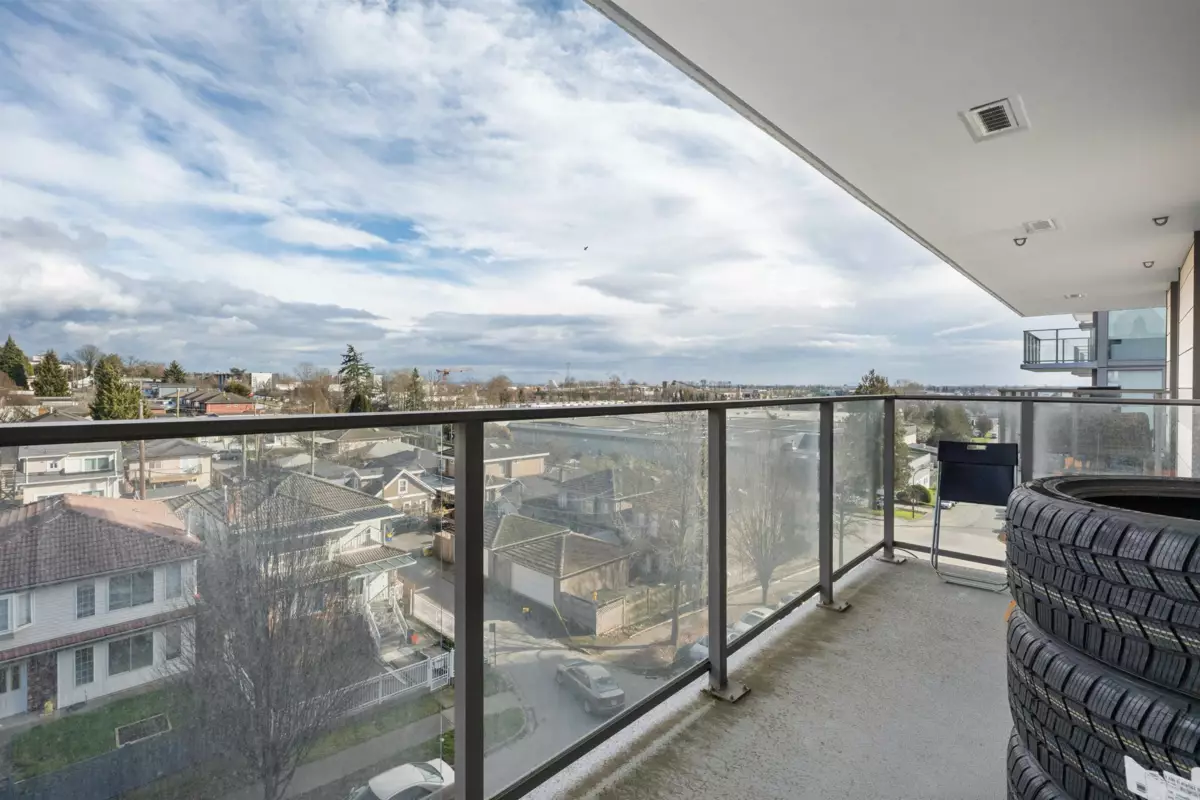 Pantry Photo of 506 8121 Chester Street, Vancouver, BC