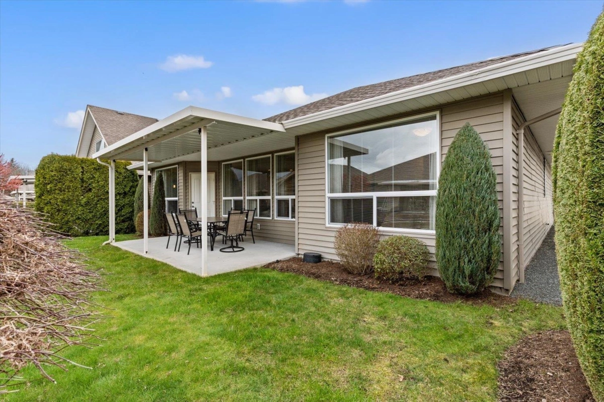 Front Yard Photo of 5939 Cobblestone Street, Chilliwack, BC