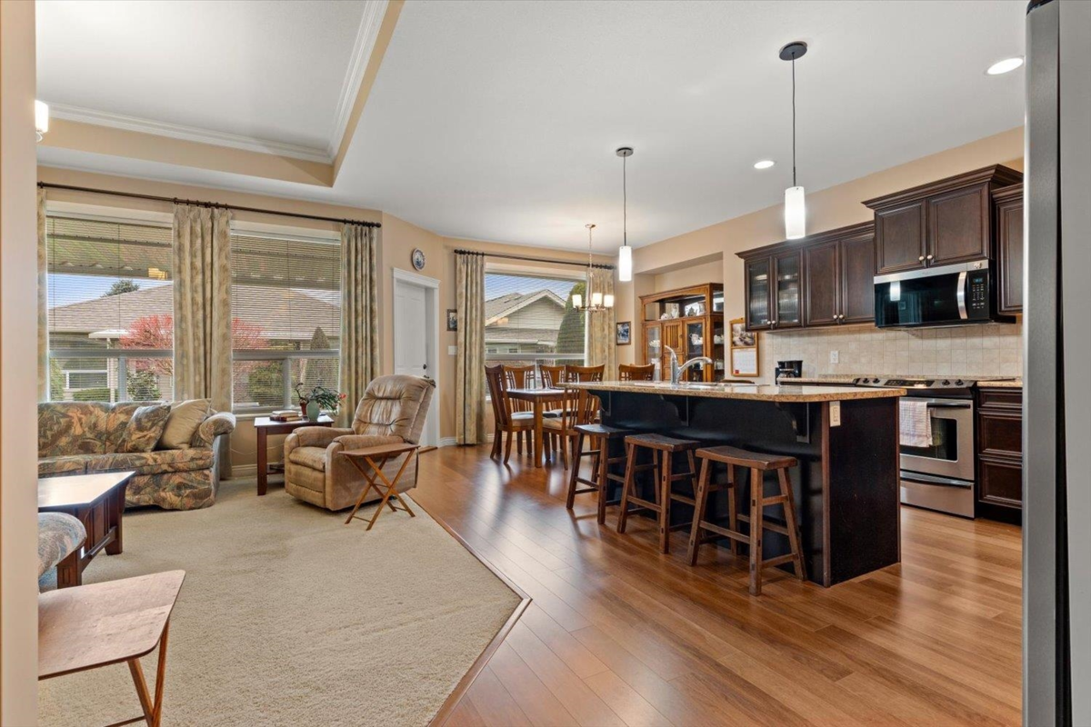 Kitchen Photo of 5939 Cobblestone Street, Chilliwack, BC