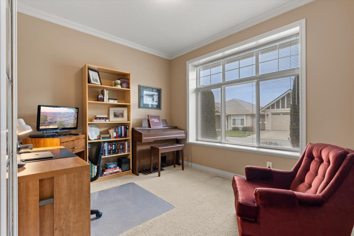 Mudroom Photo of 5939 Cobblestone Street, Chilliwack, BC