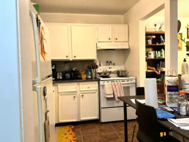Kitchen Photo of 229 32850 George Ferguson Way, Abbotsford, BC
