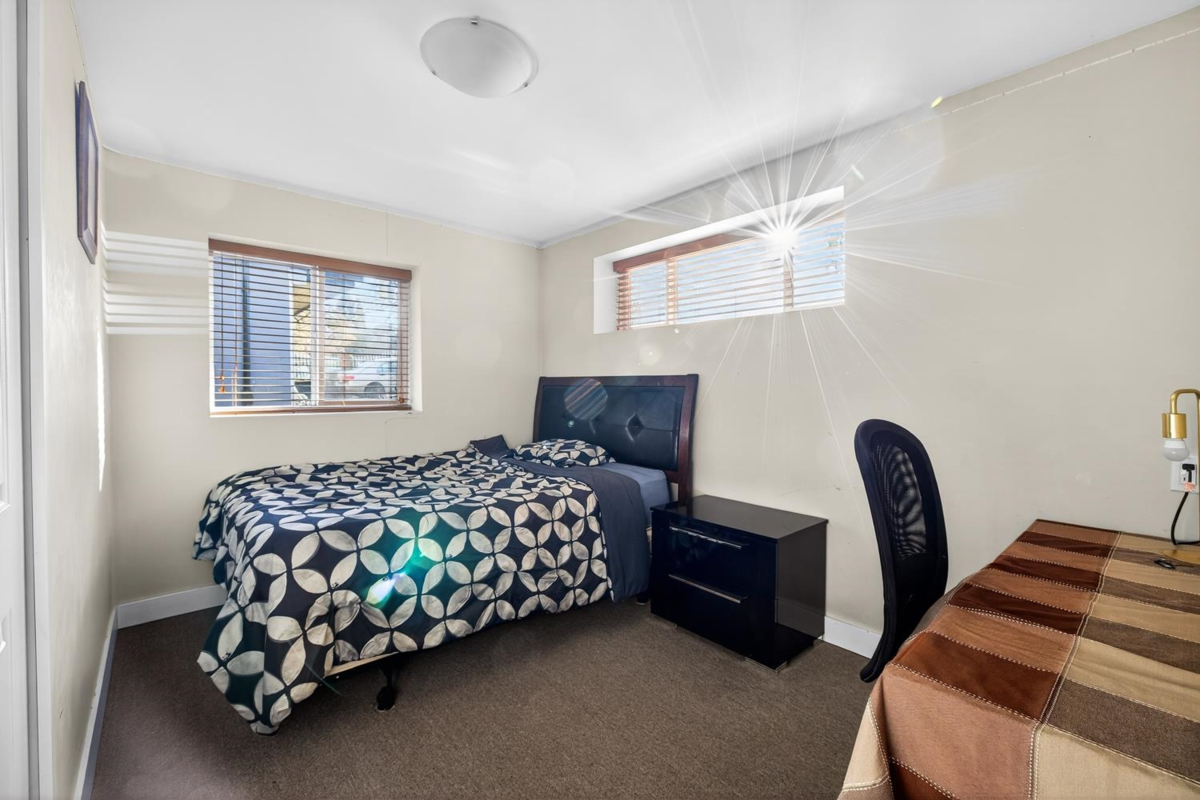 Hallway Photo of 557 E 21st Avenue, Vancouver, BC