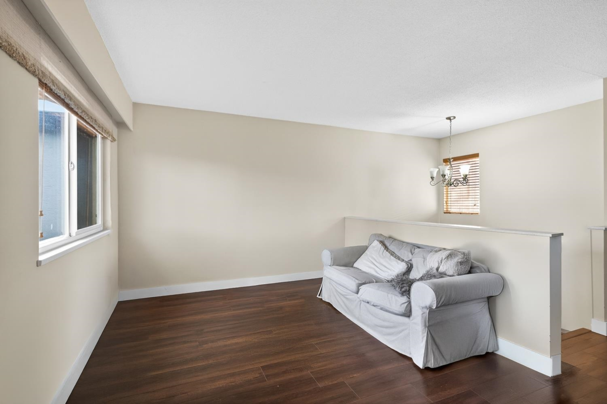 Kitchen Photo of 557 E 21st Avenue, Vancouver, BC