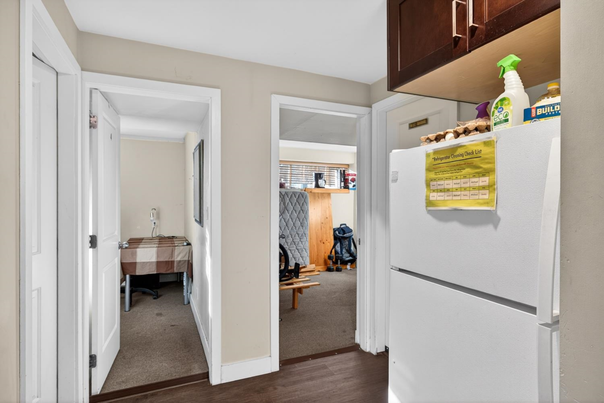 Mudroom Photo of 557 E 21st Avenue, Vancouver, BC