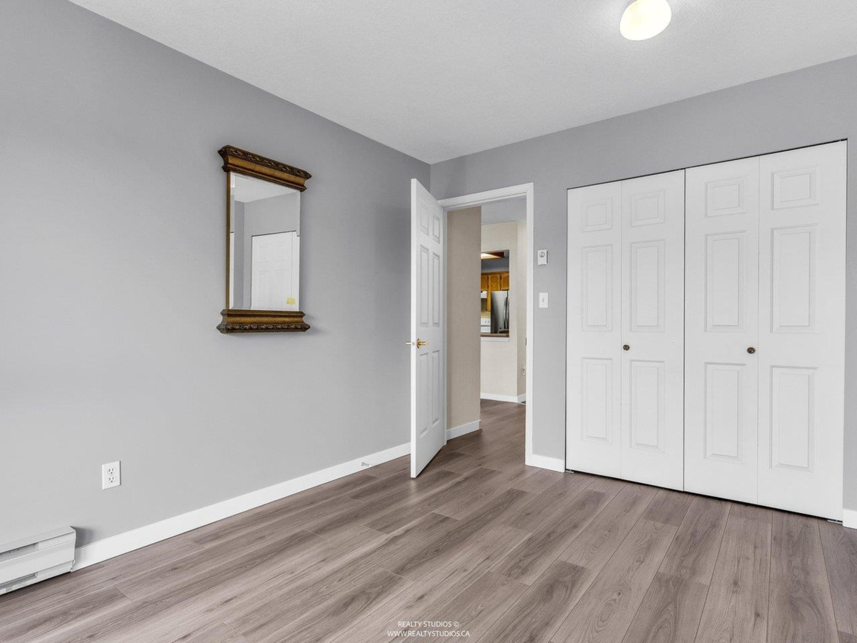 Entry Foyer Photo of 312 5375 205 Street, Langley, BC