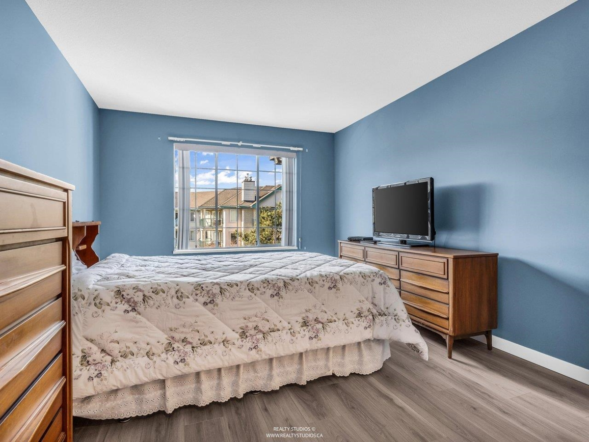 Guest Bathroom Photo of 312 5375 205 Street, Langley, BC