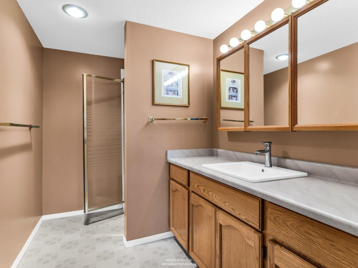 Loft / Bonus Room Photo of 312 5375 205 Street, Langley, BC