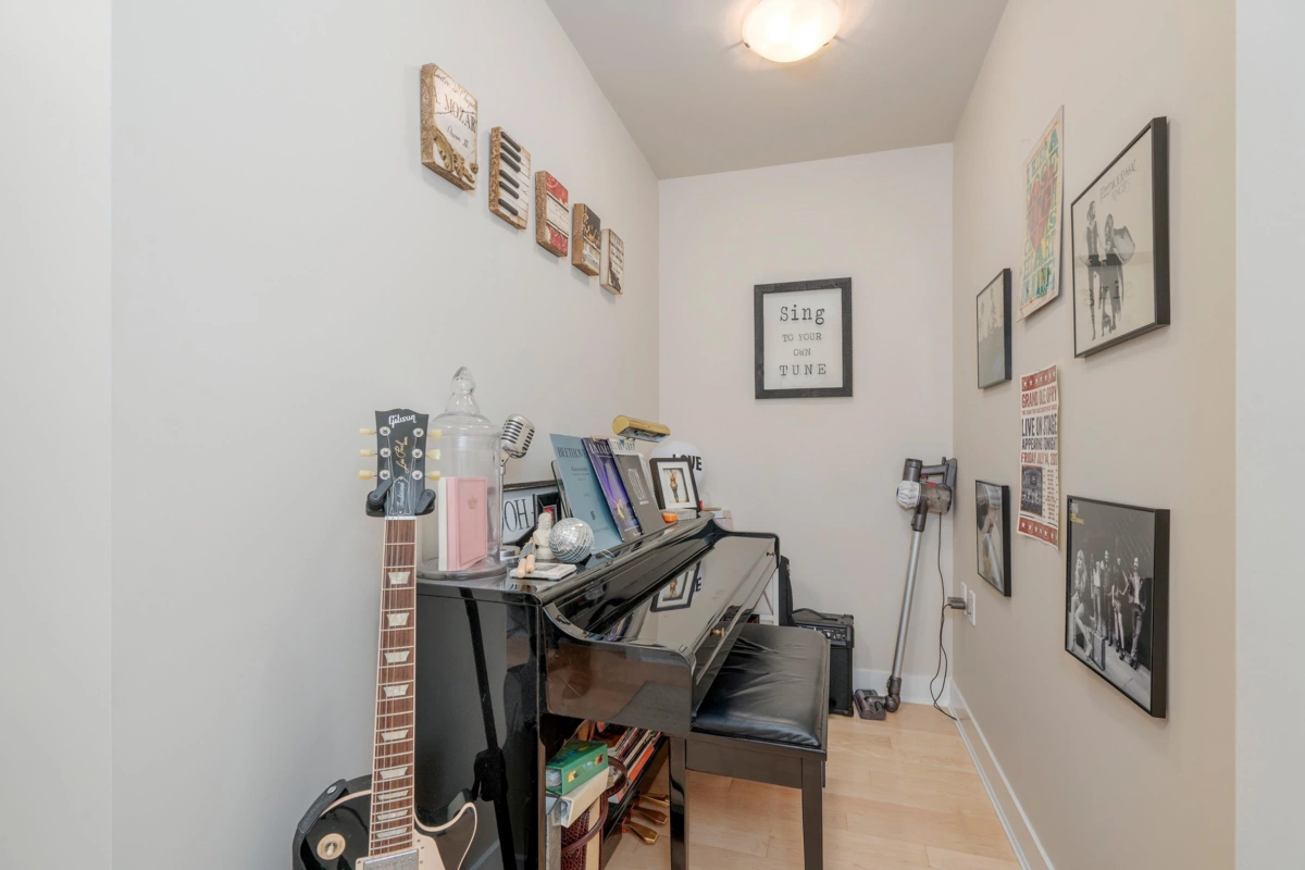Bedroom 4 Photo of 302 160 W 3rd Street, North Vancouver, BC
